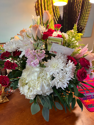 Florist «Rose Garden Floral», reviews and photos, 2974 N Alma School Rd #4, Chandler, AZ 85224, USA