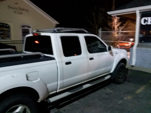 Car Dealer «Champ Motors», reviews and photos, 1167 Alpharetta Hwy, Roswell, GA 30075, USA