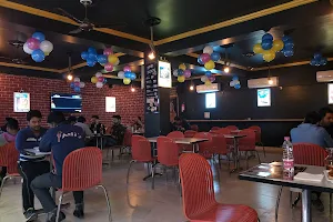 Nasheman bar & resturant Janakpuri image