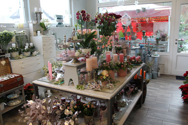 Atelier und Blumenladen Rägäbogä - Blumengeschäft