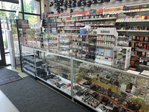 Convenience Store «Cypress Mini Mart/Smoke & Vape Shop», reviews and photos, 20925 Cypress Way, Lynnwood, WA 98036, USA