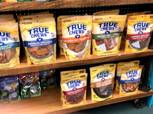 Pet Supply Store «Lazy Creek Discount Pet Food & Supplies», reviews and photos, 351 E Church St, Leesville, SC 29070, USA