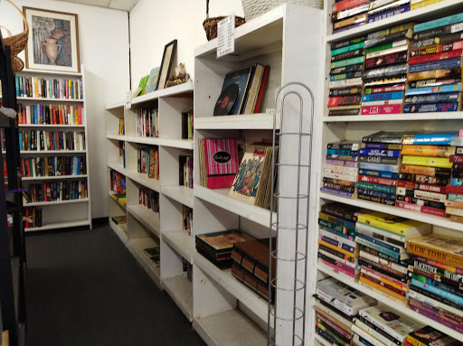 Thrift Store «Ascension Catholic Thrift Shop», reviews and photos, 1208 Aurora Rd, Melbourne, FL 32935, USA