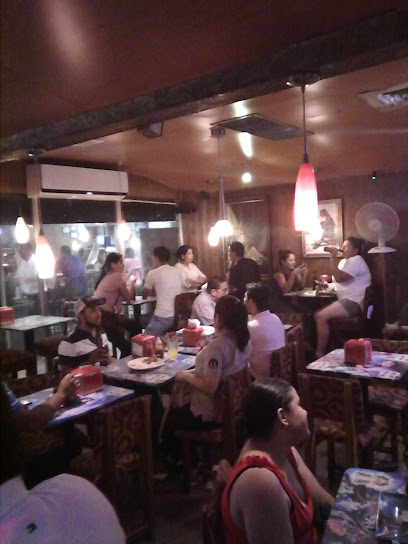 Parsepolis Bar & Restaurante - 4PVG+V6G, Managua 11118, Nicaragua