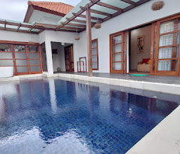 Kuta Puri Bungalows Resort & Spa photo