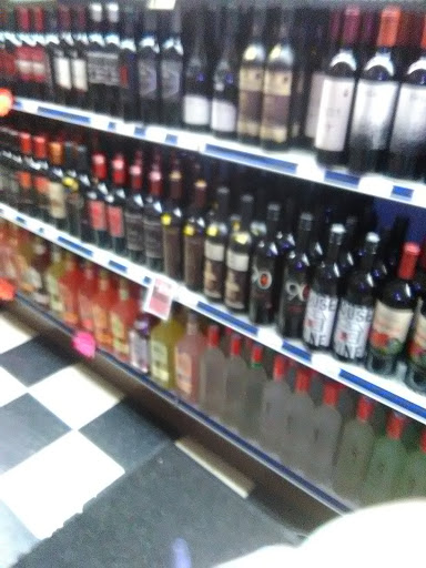 Liquor Store «Rockland liquors», reviews and photos, 347 Market St, Rockland, MA 02370, USA