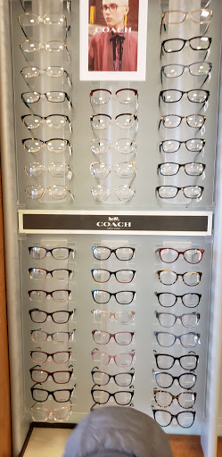 Eye Care Center «Pearle Vision», reviews and photos, 8952 SE Sunnyside Rd, Clackamas, OR 97015, USA