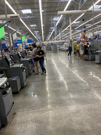 Department Store «Walmart Supercenter», reviews and photos, 5800 Us Highway 98 N, Lakeland, FL 33809, USA