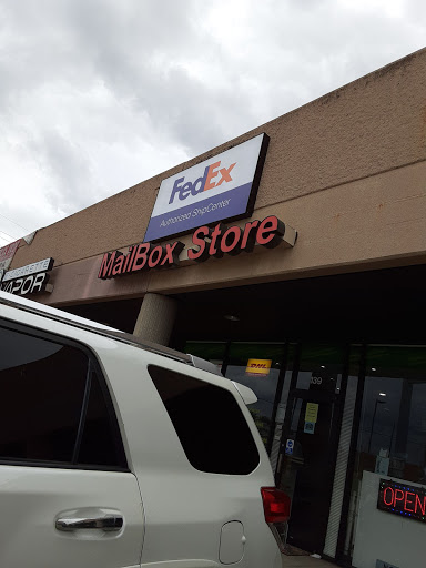 Mailbox Rental Service «FedEx Shipping Center - Mailbox Store», reviews and photos, 139 Cypresswood Dr, Spring, TX 77388, USA