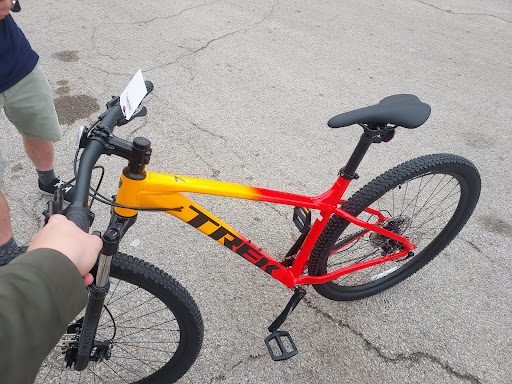 Bicycle Store «Bike Barn - West University», reviews and photos, 5339 Weslayan St, Houston, TX 77005, USA