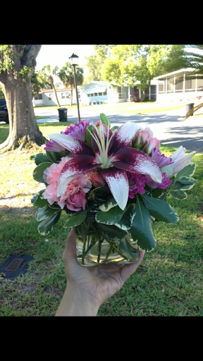 Florist «Elite Floral & Gift Shoppe», reviews and photos, 504 N Alafaya Trail #109, Orlando, FL 32828, USA