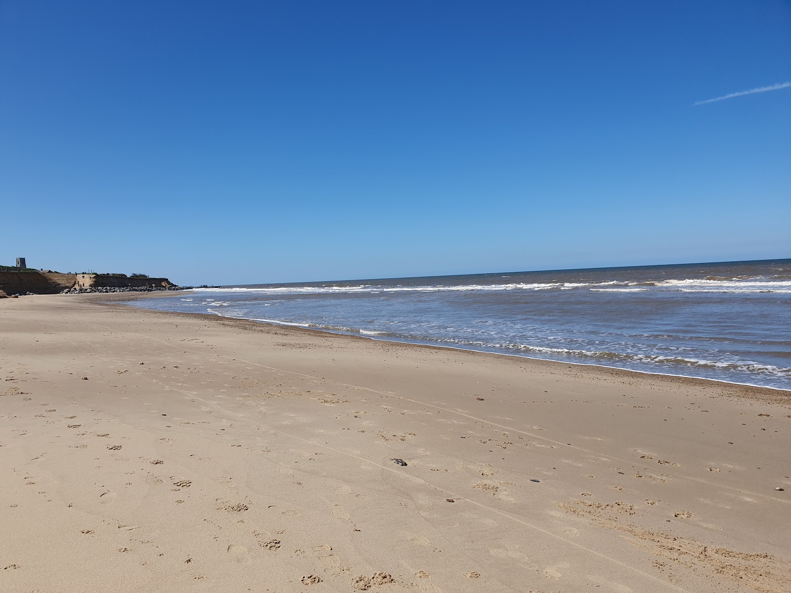 Happisburgh Plajı'in fotoğrafı dağlarla çevrili