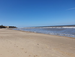 Happisburgh Plajı'in fotoğrafı dağlarla çevrili