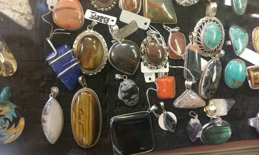 Tobacco Shop «Mystical Moon», reviews and photos, 144 Middle Ave, Elyria, OH 44035, USA