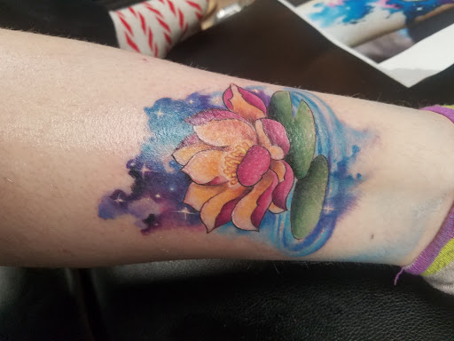 Tattoo Shop «Anchors End Tattoo Hudson», reviews and photos, 431 2nd St, Hudson, WI 54016, USA