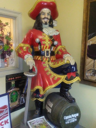 Wine Store «Elm Package Store», reviews and photos, 89 Valley St, Willimantic, CT 06226, USA