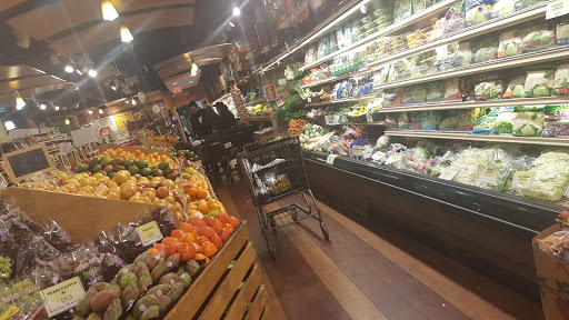 Grocery Store «Chestnut Grocery», reviews and photos, 700 Myrtle Ave, Brooklyn, NY 11205, USA