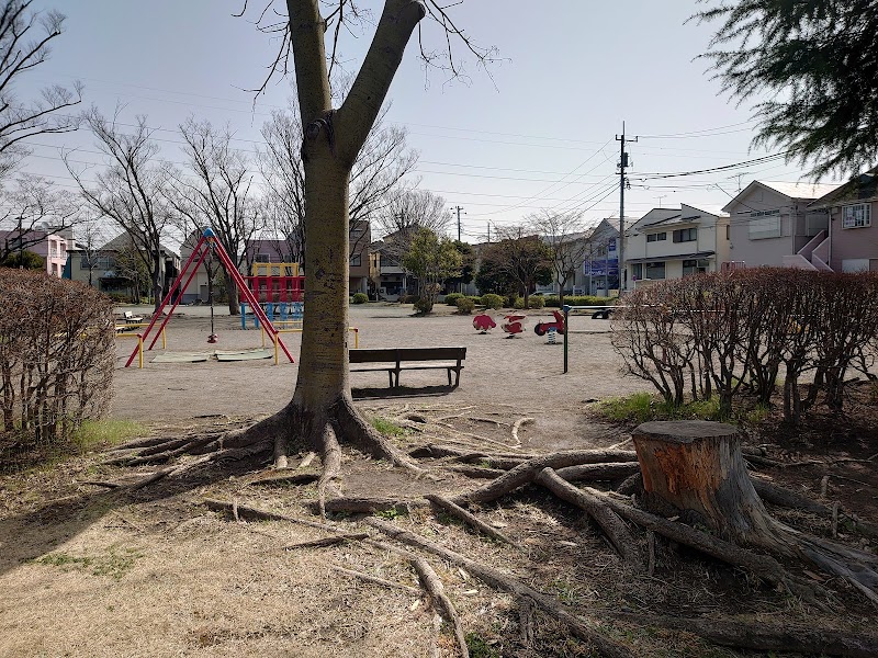 成瀬台ゆりの木会館