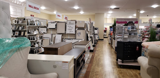 Department Store «Marshalls and HomeGoods», reviews and photos, 300 Soscol Ave, Napa, CA 94559, USA