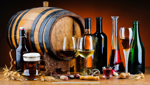 Liquor Store «Cardinal Wine & Spirits», reviews and photos, 1721 W Golf Rd, Mt Prospect, IL 60056, USA