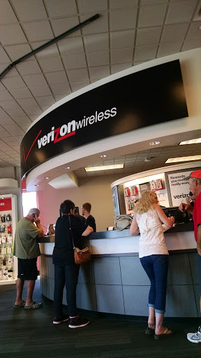 Cell Phone Store «Verizon», reviews and photos, 560 Paul Huff Parkway, Cleveland, TN 37312, USA