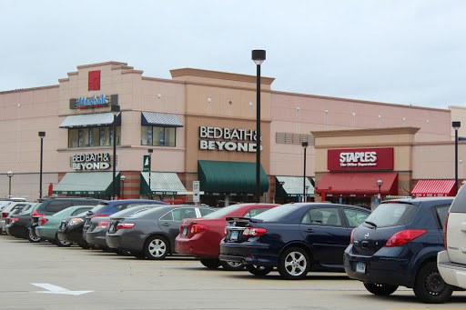 Ridgeway Shopping Center, 2233 Summer St, Stamford, CT 06905, USA, 