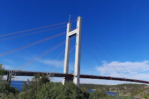 Tjörn Bridge image