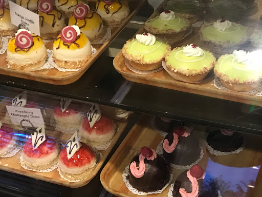 Dessert Restaurant «Divine Desserts by Aguirre», reviews and photos, 6045 S Walnut St, Loomis, CA 95650, USA