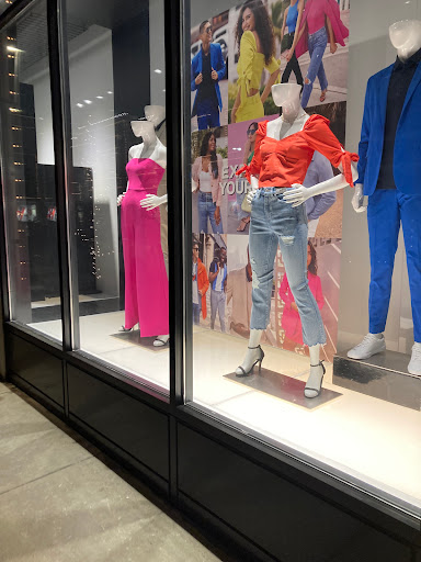 Clothing Store «Express», reviews and photos, 4090 The Strand E, Columbus, OH 43219, USA