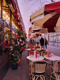Atmosphère du Restaurant La Favorite Saint-Paul à Paris - n°7