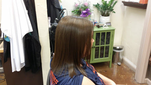 Hair Salon «Olivia A Salon», reviews and photos, 2101 Taylor Rd, Montgomery, AL 36117, USA