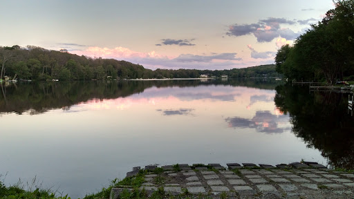 Shopping Mall «Glen Lochen Mall», reviews and photos, 39 New London Turnpike, Glastonbury, CT 06033, USA