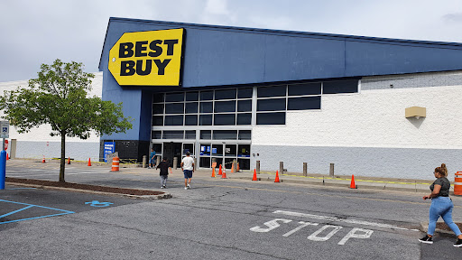 Electronics Store «Best Buy», reviews and photos, 1100-1300 N Galleria Dr, Middletown, NY 10941, USA