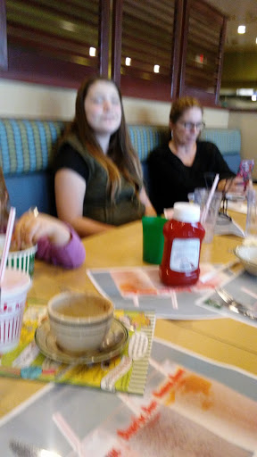 American Restaurant «Newport Creamery», reviews and photos, 1256 Warwick Ave, Warwick, RI 02888, USA