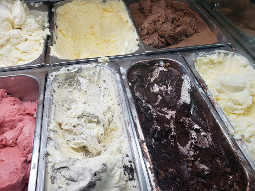 Ice Cream Shop «Cold Stone Creamery», reviews and photos, 7702B-B Richmond Hwy, Alexandria, VA 22306, USA