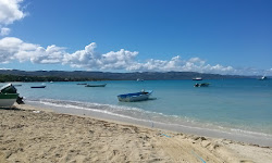 Playa Punta Rucia'in fotoğrafı - rahatlamayı sevenler arasında popüler bir yer