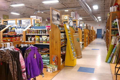 Pet Supply Store «CountryMax - Brockport», reviews and photos, 4875 Lake Rd N, Brockport, NY 14420, USA