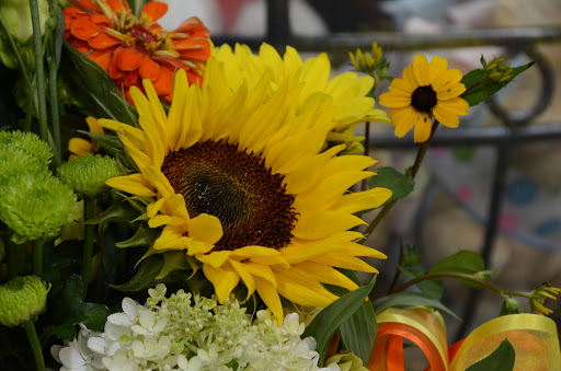 Florist «Mt Washington Florist», reviews and photos, 145 N Bardstown Rd, Mt Washington, KY 40047, USA