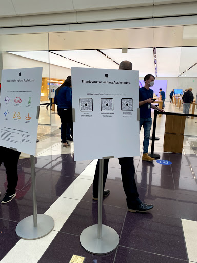 Computer Store «Apple Woodland», reviews and photos, 3195 28th St SE, Grand Rapids, MI 49512, USA