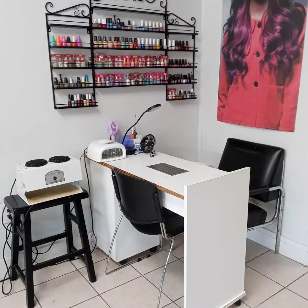 Germania Unisex Beauty Salon 33161