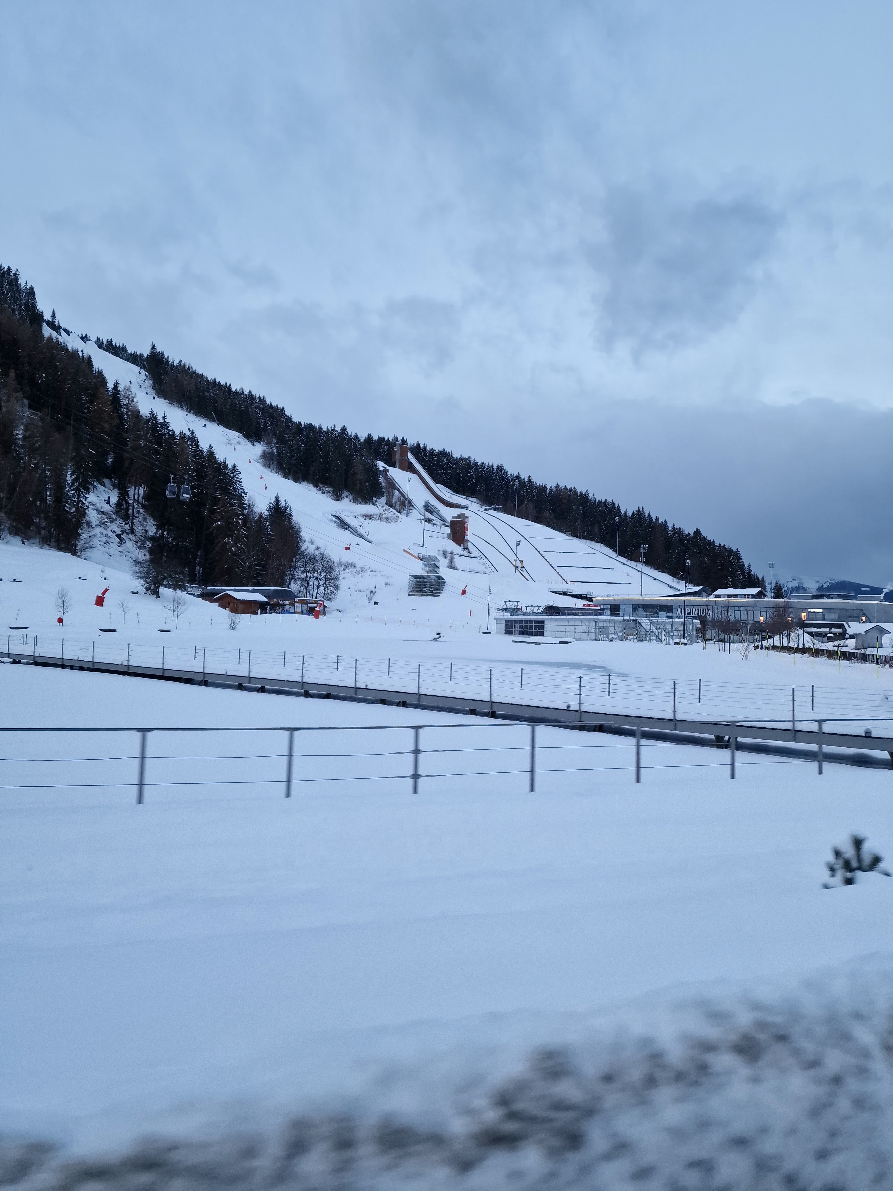 Photo n° 5 de l'avis de Dine. fait le 16/12/2022 à 15:25
