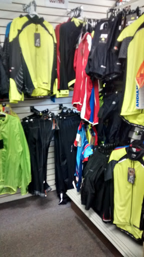 Bicycle Store «Midwest Cyclery», reviews and photos, 117 E Front St, Wheaton, IL 60187, USA