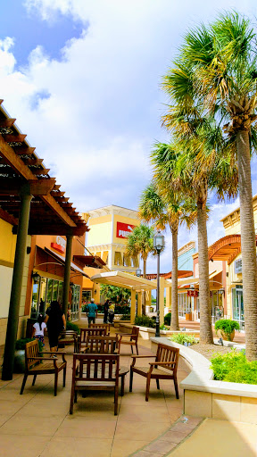 Outlet Mall «Tanger Outlet Houston», reviews and photos, 5885 Gulf Fwy, Texas City, TX 77591, USA