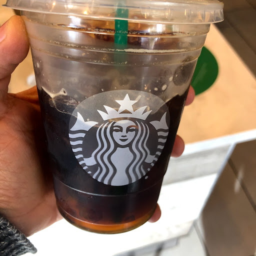 Coffee Shop «Starbucks», reviews and photos, 2480 N Randall Rd, Elgin, IL 60123, USA