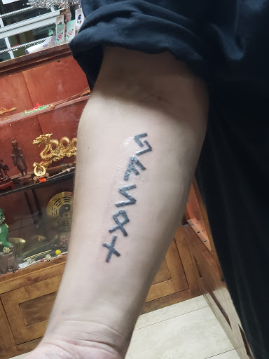 Tattoo Shop «Iron Ink Tattoo», reviews and photos, 1700 N Belt Line Rd, Irving, TX 75061, USA