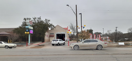 Car Wash «Bubble Bath Carwash», reviews and photos, 7102 San Pedro Ave, San Antonio, TX 78216, USA