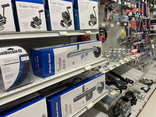 Marine Supply Store «West Marine», reviews and photos, 4141 S 76th St, Greenfield, WI 53220, USA