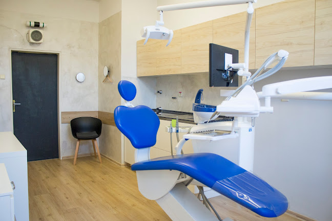 Recenze na MDDr. Helta - Zubní ordinace a dentální hygiena v Praha - Zubař
