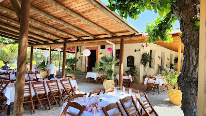 Μαραβέλας Εστιατόριο - Μονής, Girokomiou 60, Patra 265 00, Greece