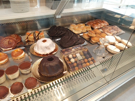 Casa Ysla Pastelería-Cafetería / Piononos en Granada, Granada